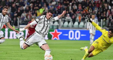 Manovra stipendi: patteggiamento Juve, 718mila euro di multa e nessun punto di penalizzazione