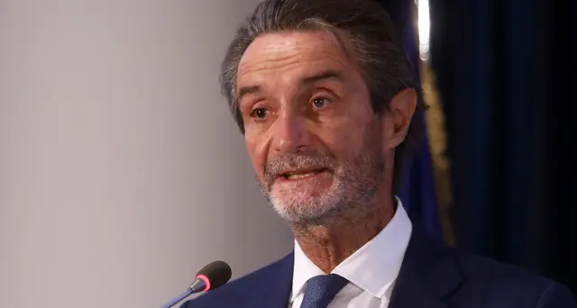 Fontana: 'Niente restrizioni per chi si è vaccinato'
