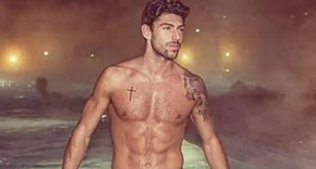 Ignazio Moser sbarca all’Isola dei Famosi, l’annuncio ieri sera di Ilary Blasi