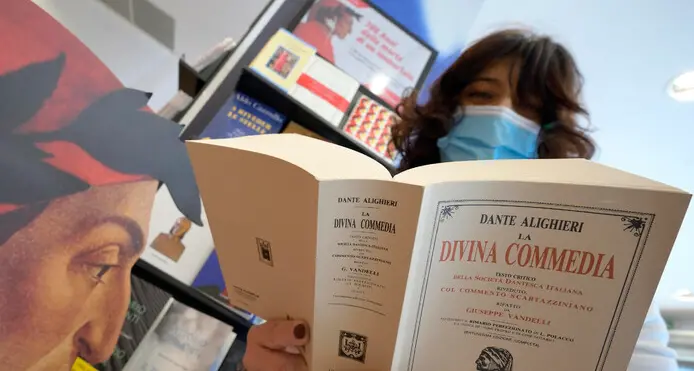 Treviso: niente lezioni sulla Divina Commedia per due studenti musulmani, il prof li esenta
