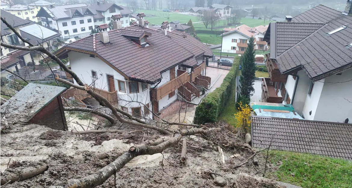 Villa Rendena, due abitazioni evacuate. Domani i primi lavori di messa in sicurezza