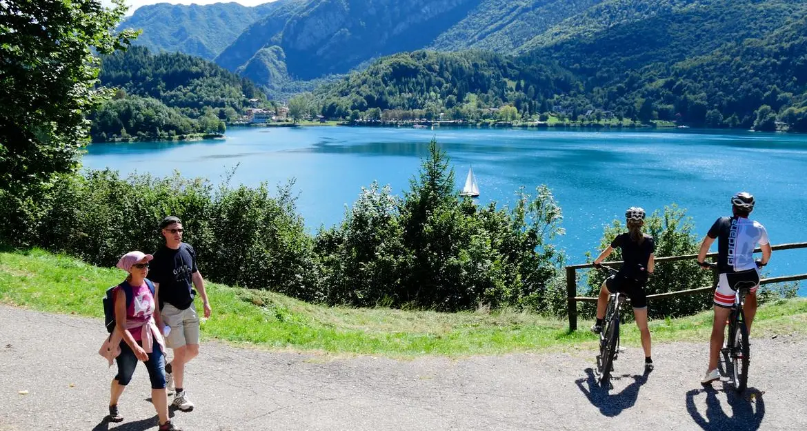 Lago di Ledro, arriva la nuova pista ciclopedonale