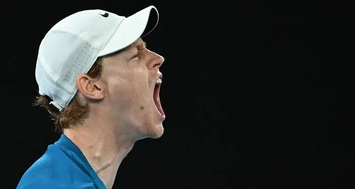 L'altoatesino Sinner si ferma agli ottavi: sconfitto in Australia da Tsitsipas