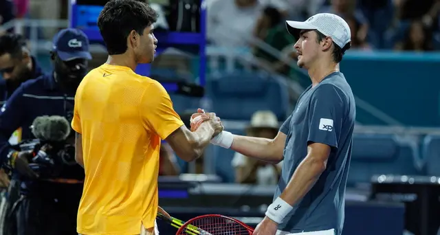 Tennis: a Miami avanti Alcaraz, fuori Cobolli e Arnaldi