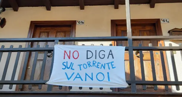 Diga sul Vanoi, il Comune di Primiero si dissocia, ma solo ufficiosamente. E anche Canal San Bovo «aspetta» le risposte