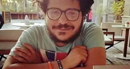 In corso udienza al Cairo, Patrick Zaki presente in aula