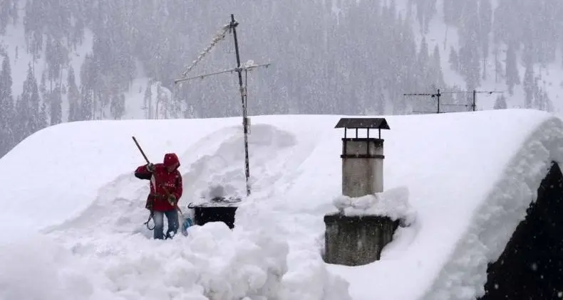 Lunedì un'altra grande nevicata, manto bianco anche in città, fra 25 e 40 centimetri anche in Valle dell'Adige