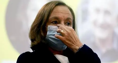 La ministra Lamorgese ora è negativa Il tampone positivo pare fosse sbagliato