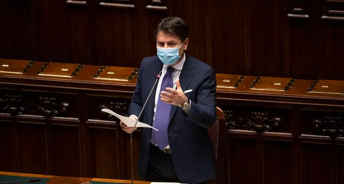 Conte: nel nuovo dpcm niente lockdown nazionale «Interventi regionali secondo i dati dell'epidemia» Misure nazionali: coprifuoco e teledidattica alle superiori