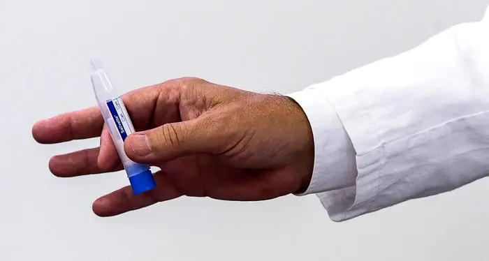 Covid, presto con il Cibio i nuovi test salivari Fino a tremila al giorno
