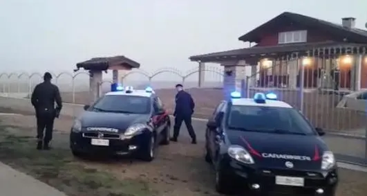 Torino: spara alla moglie ai loro due bambini e pure al cane, poi si suicida