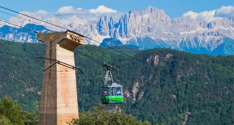 Funivia di San Genesio: chiusura per il Covid, ma poi si farà quella nuova