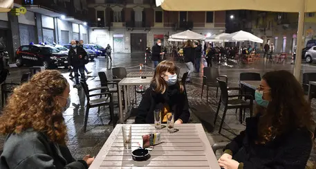 Ricciardi: «Per rallentare l'epidemia necessari lockdown nelle grandi città»
