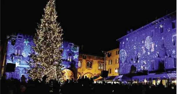 Ora è ufficiale: quest'anno Natale senza i mercatini