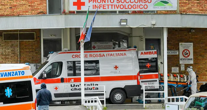 Covid, Campania e Toscana rosse Arancioni Emilia Romagna, Marche e Friuli Venezia Giulia