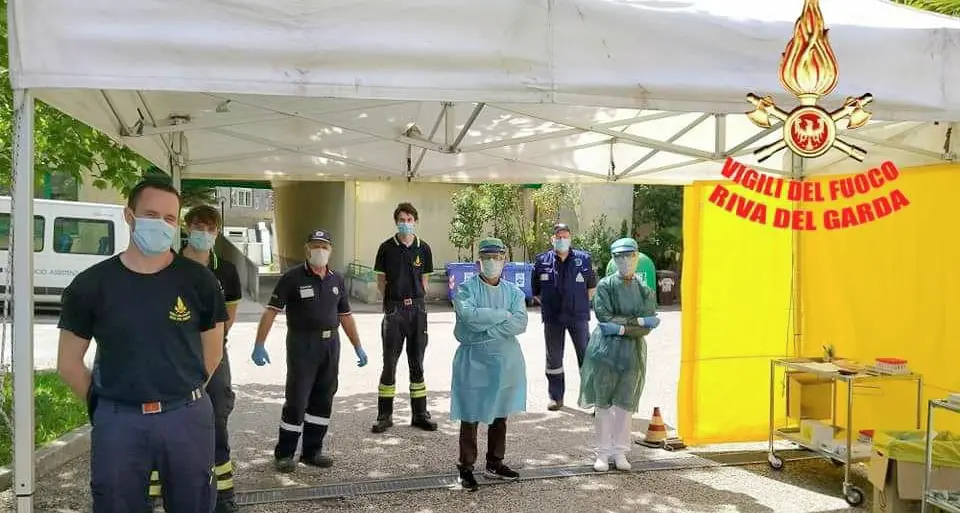 Per i Vigili del Fuoco Santa Barbara \"virtuale\" con il tour della caserma