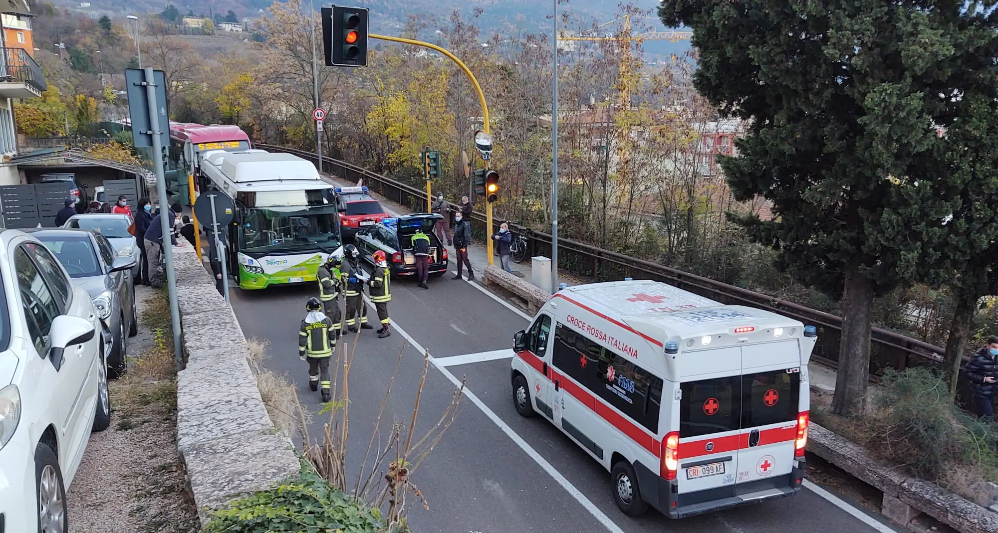 Bimba investita da un bus in via Venezia a Trento Ha riportato lesioni gravi