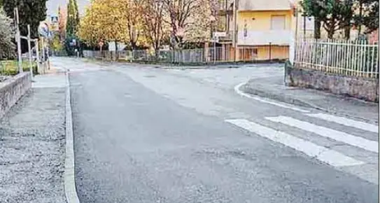 «Via Venezia adesso è pericolosa Dopo l'asfalto niente segnaletica»