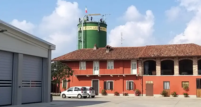 Muore dopo tre giorni di coma a 25 anni: tentò di salvare il fratello 22enne nel silos