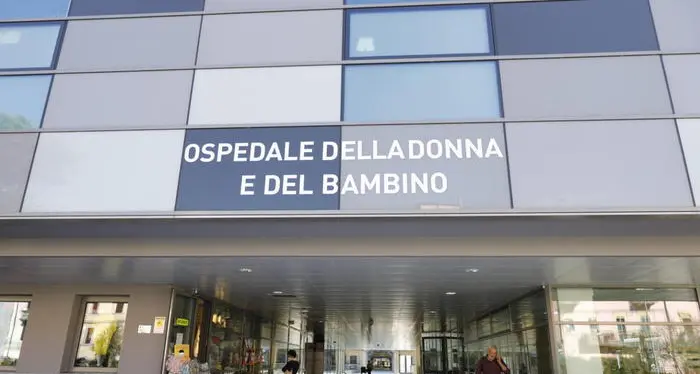 Neonati uccisi dal batterio in ospedale a Verona sospesi tre dirigenti medici