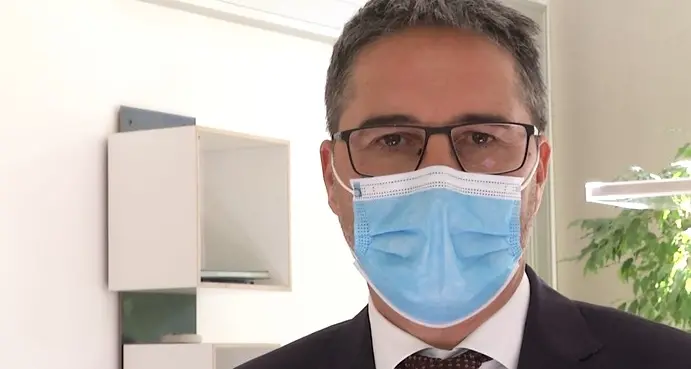 «Troppi contagi»: così Kompatscher spiega il \"mini lockdown\"