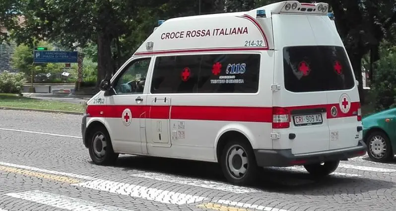 Mal di pancia e disturbi per dieci boy-scout in Polsa: sono in campeggio con altri 36