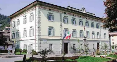 Tione, no alla petizione parcheggi Il consiglio comunale dice no al ripristino dei posti auto