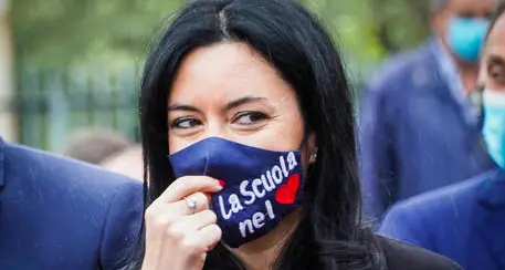 La ministra Azzolina: «Ragazzi felici a scuola, ci devono rimanere»