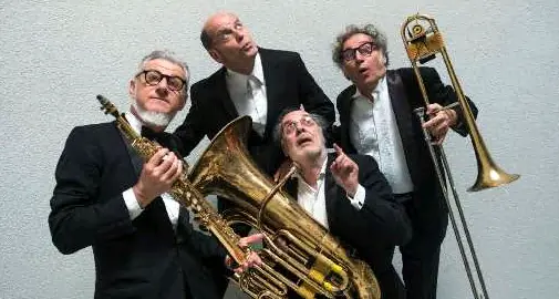 Festival dei Castelli trentini Arrivano Arisa, Gualazzi la Banda Osiris e Harp