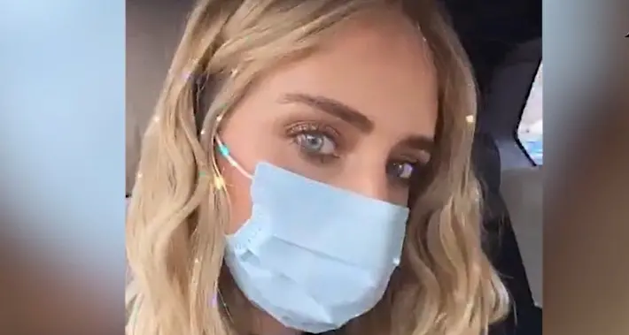 Dopo Fedez, anche Chiara Ferragni in campo: «Usate la mascherina»