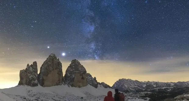 Giove e le Dolomiti nella foto della Nasa