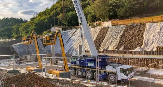 Viarago, enorme scavo: è per la nuova sede dell'impresa Zampedri