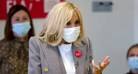 Brigitte Macron in isolamento