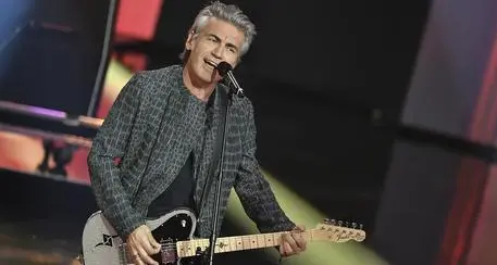 Luciano Ligabue rilancia in arrivo due album (uno tutto di inediti)