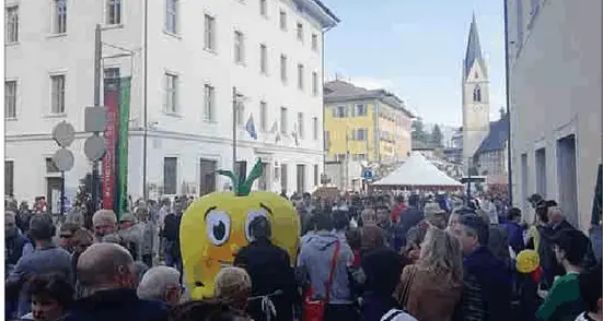 Una \"Pomaria on the Road\" in versione bancarella rurale