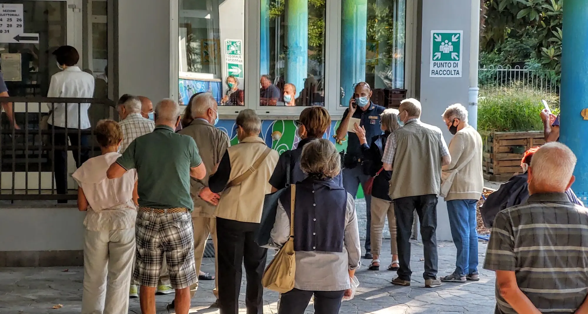 Oggi e domattina alle urne in Trentino si votano sindaci e consigli comunali seggi aperti 7-23 e lunedì 7-15