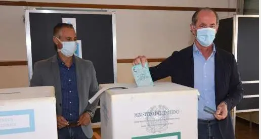 Cavalcata di Luca Zaia in Veneto Il suo partito al 47%, la Lega al 14%