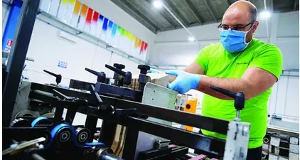 Rapporto Censis sul sistema Italia: \"Come una ruota quadrata che non avanza\". Ma l'80 per cento degli italiani chiede di inasprire le misure anti-Covid