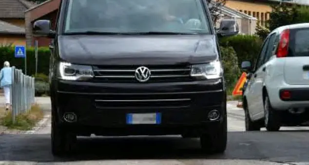 Martignano: i dossi rallentatori in via Bolleri saranno abbassati dopo le proteste dei residenti