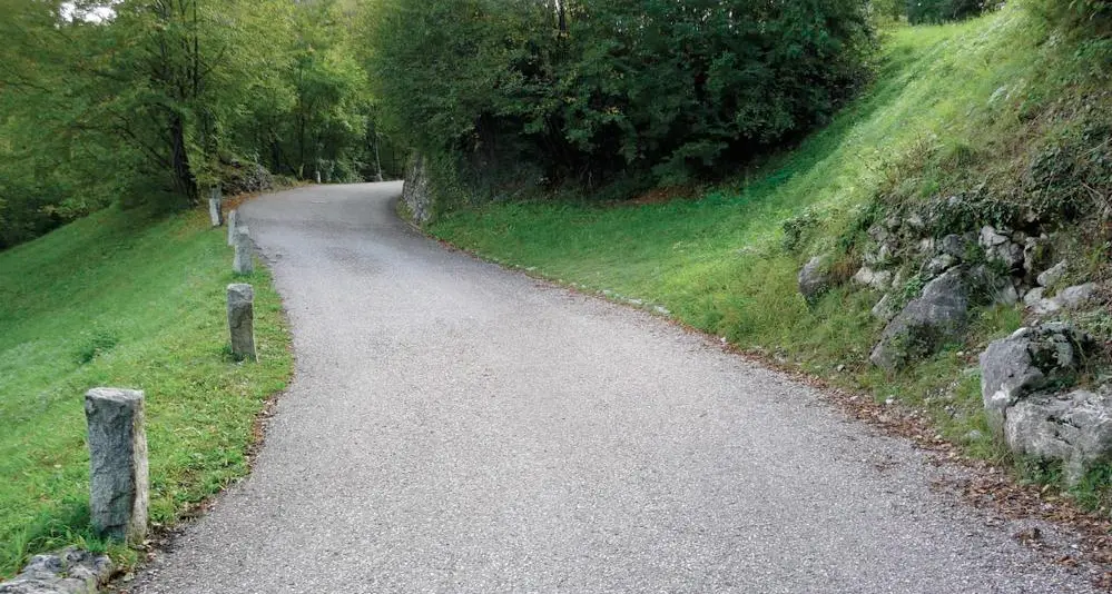 La strada per Pregasina sarà allargata di 3 metri i lavori in arrivo