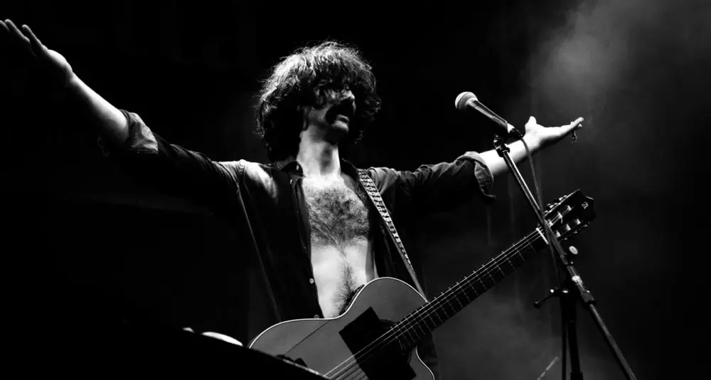 L'Immensità di Andrea Laszlo De Simone mercoledì 16 settembre apre Poplar in Sardagna