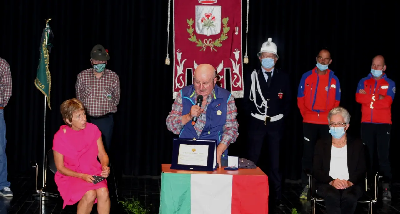 Teresina Monegatti Casanova la «regina» del rifugio Vioz riceve il «Solidarietà Alpina»