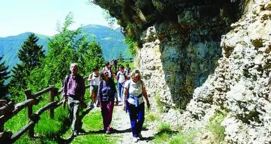 Trekking enogastronomico e altri percorsi a Luserna