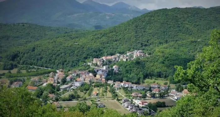 Comune del Molise offre 50 soggiorni gratis in hotel per rilanciare il turismo