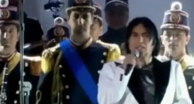 Gli auguri della Polizia per i 70 anni di Renato Zero