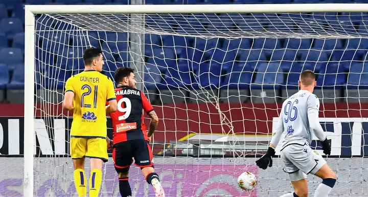 Il Genoa di Pinamonti vince e si salva