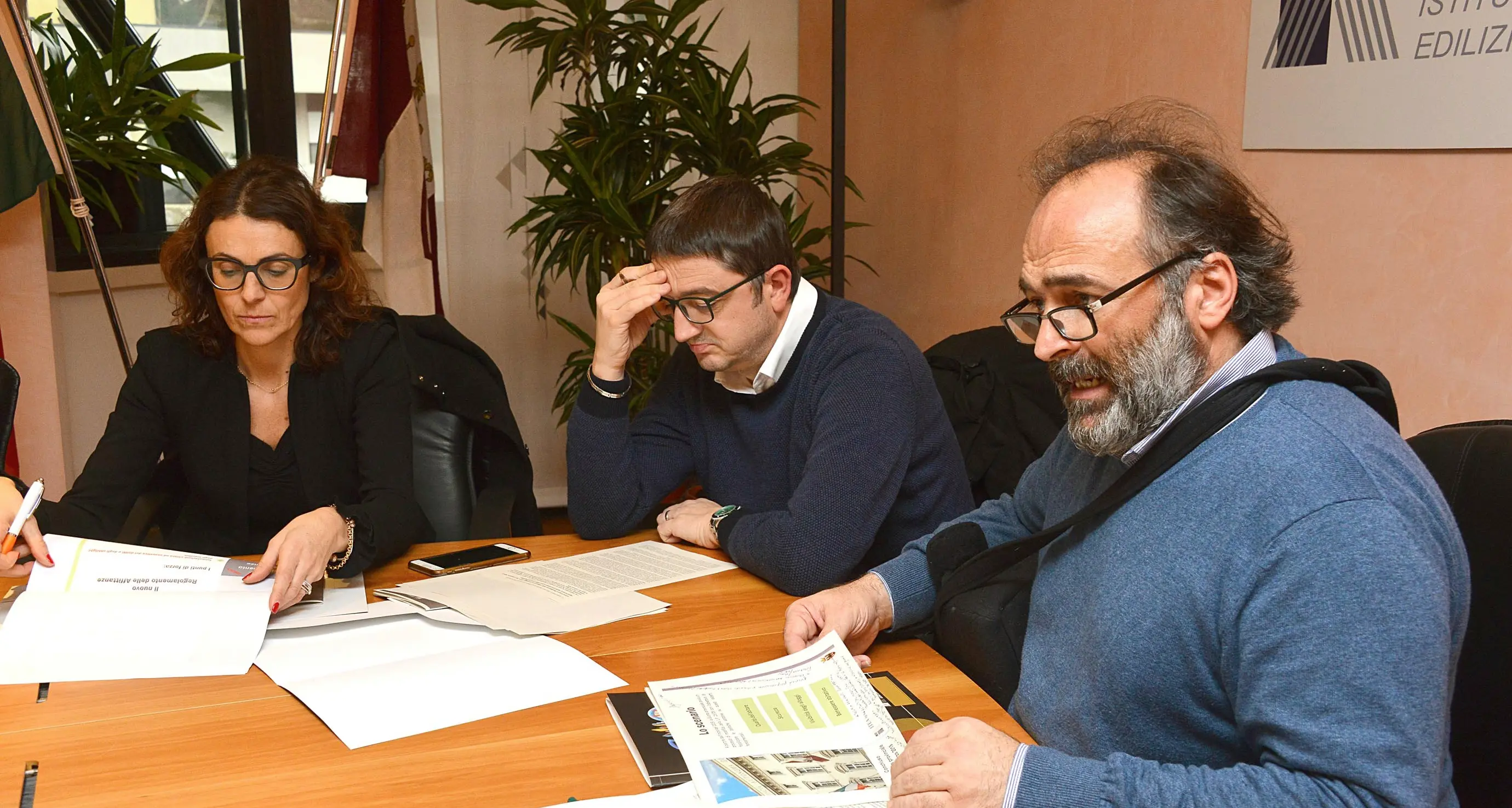 La giunta Fugatti di nuovo bocciata: illegittima la norma dei 10 anni per assegnare alloggi pubblici