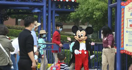 Covid e crollo dei viaggi: Disney licenzia 28 mila dipendenti Usa