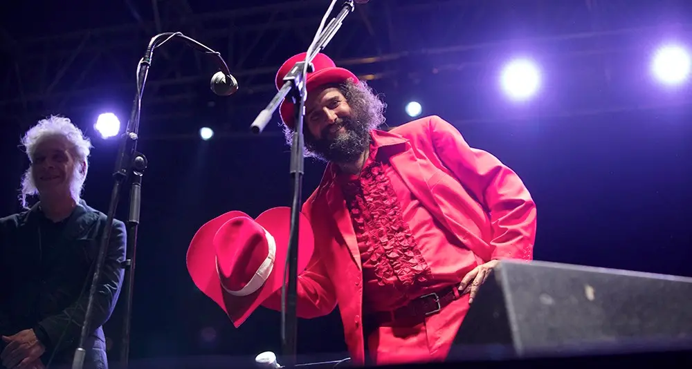 Arco: Vinicio Capossela scava verso gli inferi