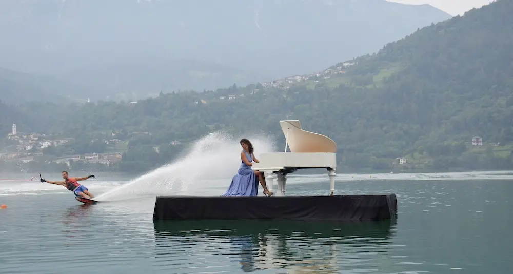 Note e sci d'acqua a Caldonazzo a Ferragosto